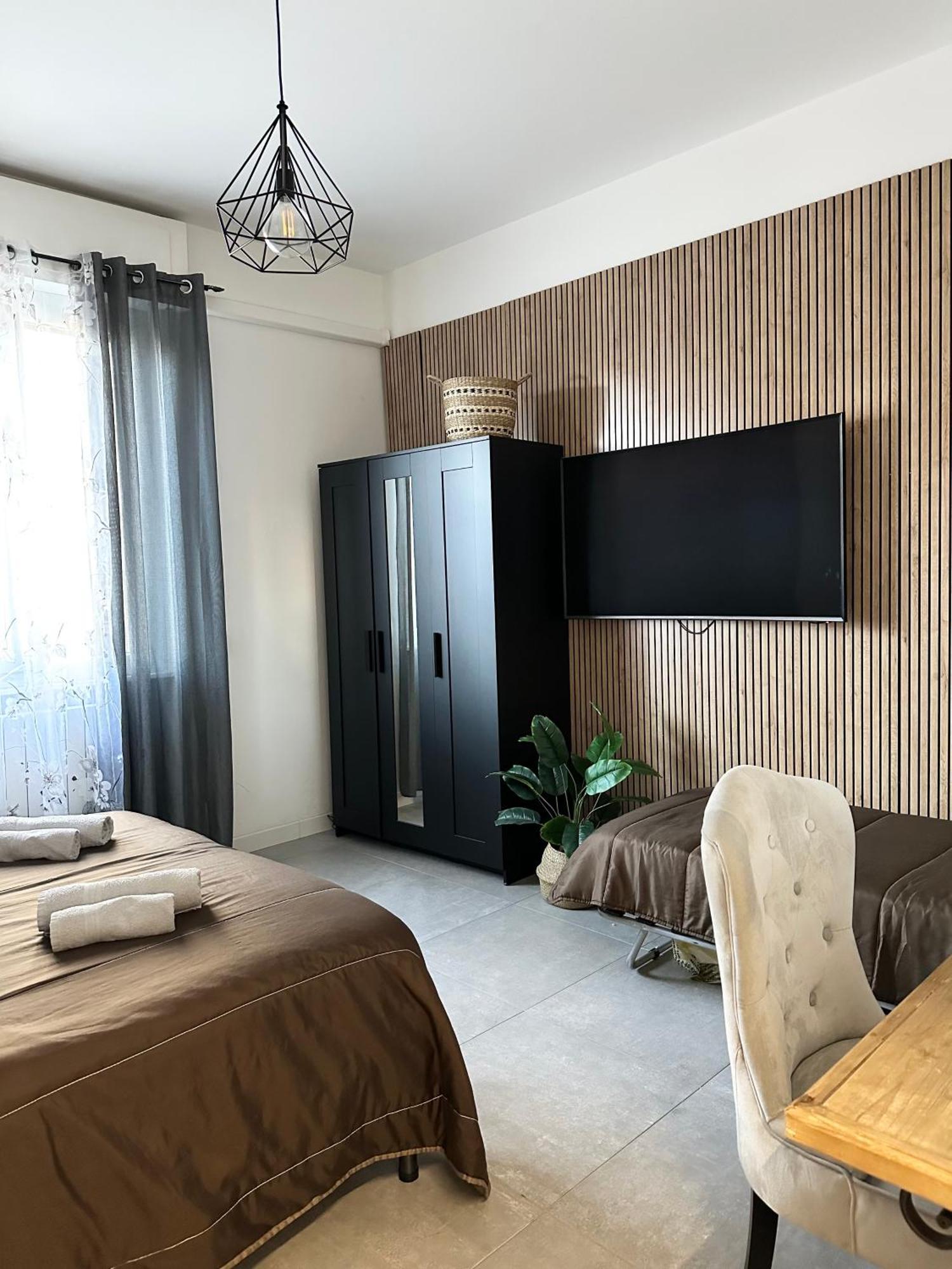 Appartamento Dolce Vita - Free Parking Como Exterior photo